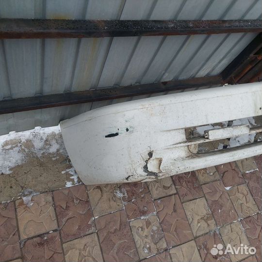 Бампер передний toyota corolla 110