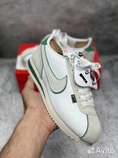 Кроссовки nike cortez