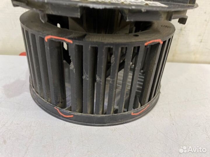 Мотор отопителя (печки) LADA Largus R90 K7M 2015