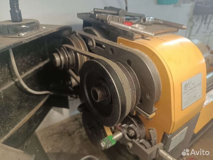 Станок токарный Универсал