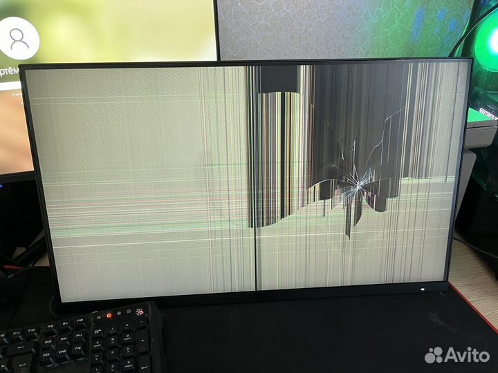 Монитор на запчасти