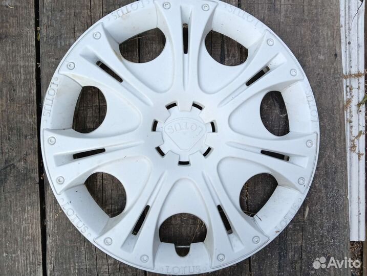 Колпак на колесо