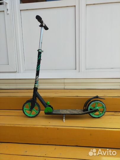 Трюковой самокат