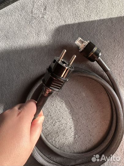 Силовой кабель hi end 2.2 метра