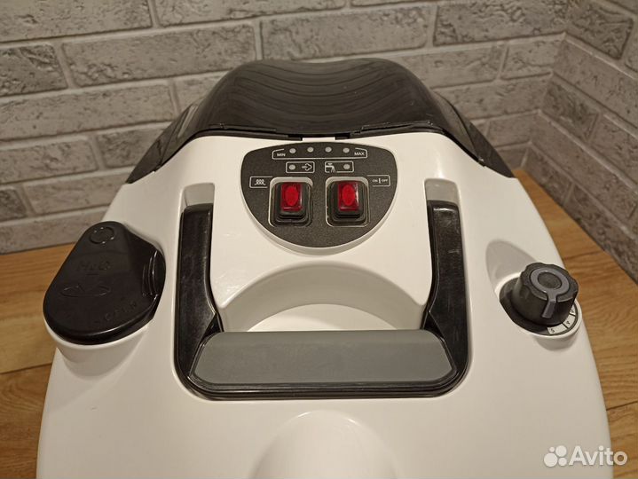 Пылесос Karcher SV 7