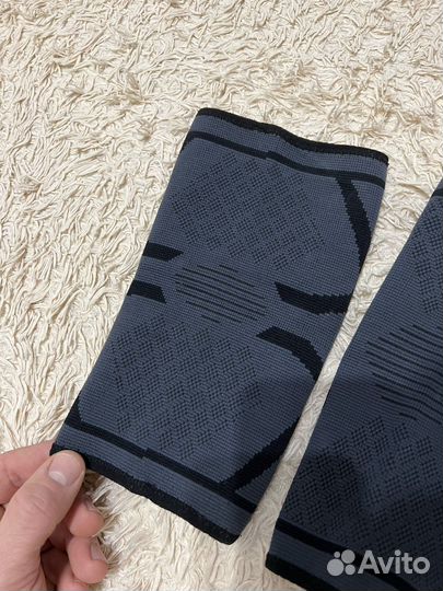 Налокотники компрессионные спортивные