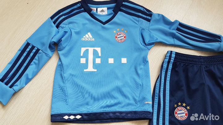 Футбольная форма adidas