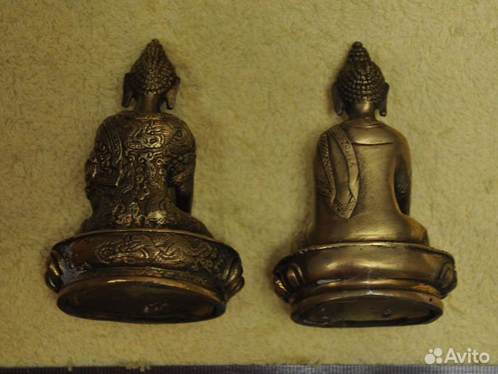 Буддийская статуэтка (Будда Медицины) (бронза)