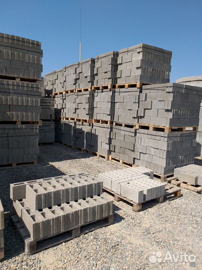 Блок стеновой