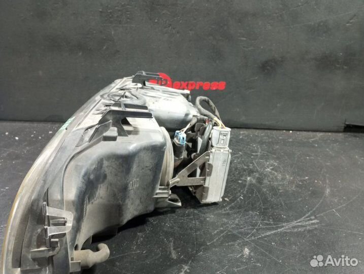 Фара передняя правая Bmw 5 E39 M54B30 2002