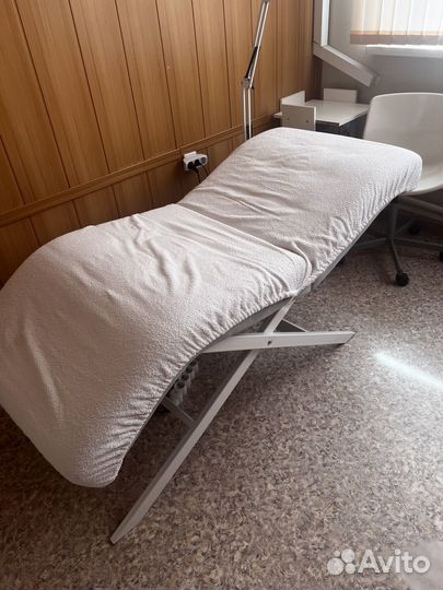 Кушетка анатомическая