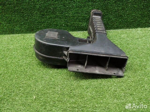 Воздухозаборник передний Hyundai Santa Fe 2012