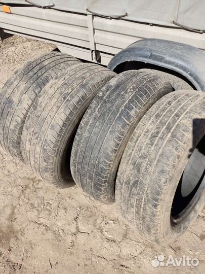 Michelin Latitude Tour HP 225/65 R17