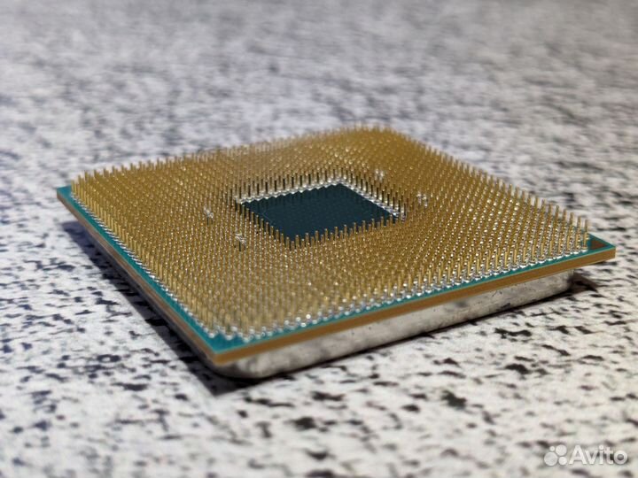 Процессор AMD Athlon x4 950 AM4