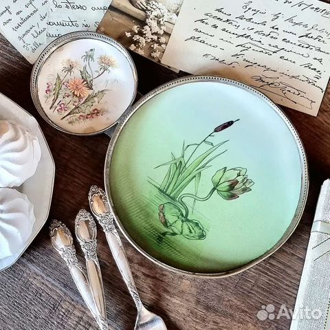 Оригинальный старинный поднос, фарфор