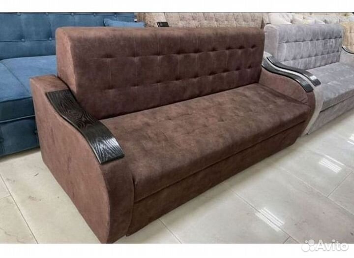 Прямой диван в наличии не б/у