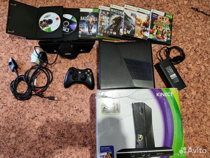 XBox 360 Slim 250GB, Kinect, Много Игр