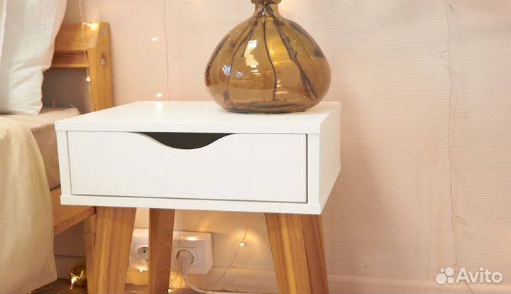Тумба прикроватная