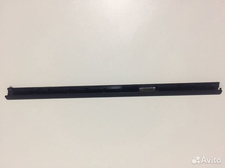 Заглушка петель ноутбука Asus X502CA