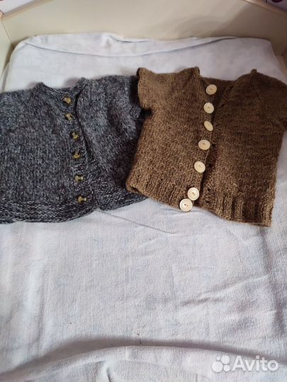 Жилетки шерстяные
