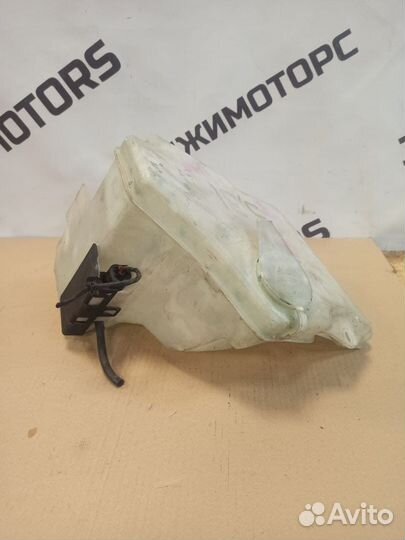 Бачок стеклоомывателя с насосом BMW 3 series E46