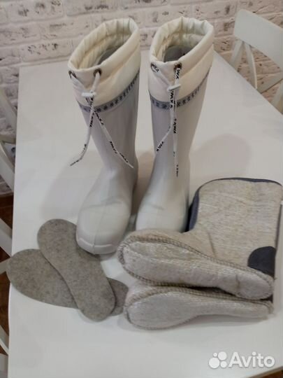 Сапоги резиновые женские 39 размера