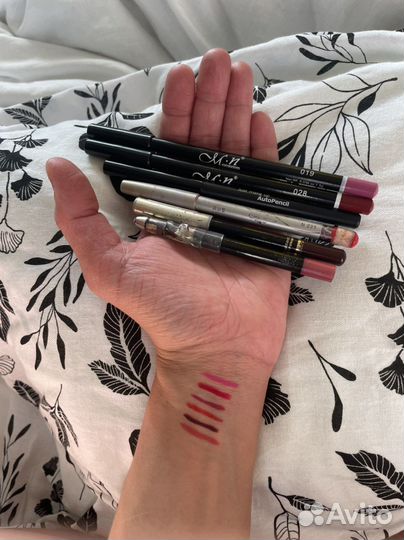 Карандаши для глаз и губ