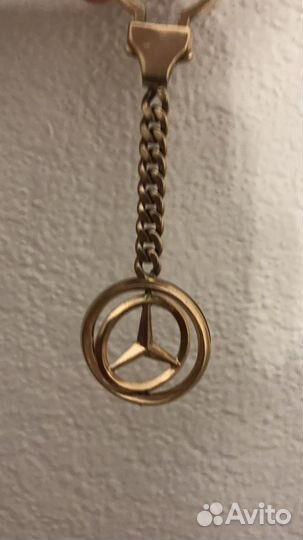 Брелок из золота