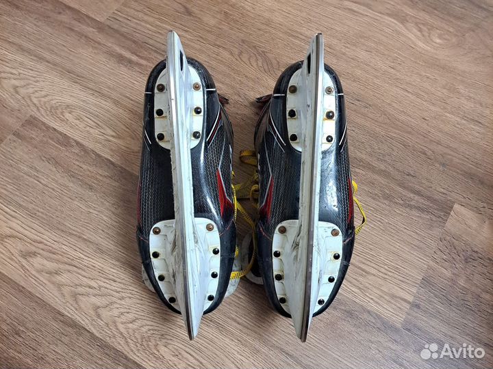 Коньки CCM jetspeed ft 490