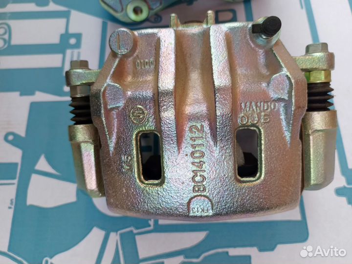 Суппорт передний Санг енг