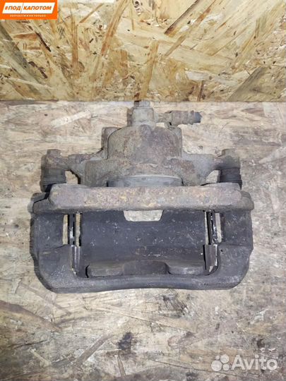 Суппорт тормозной передний правый Opel Astra J