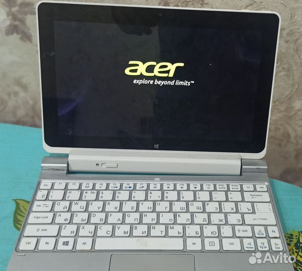 Планшет Acer с клавиатурой