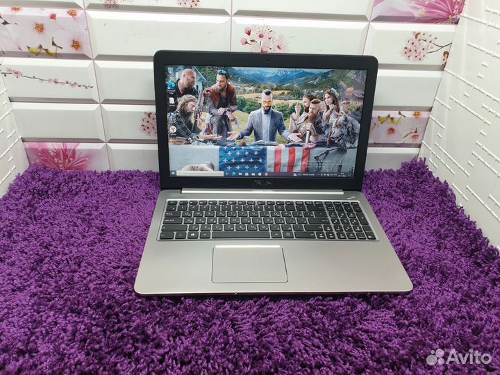 Asus i5 6 ssd500gb GeForce GTX 950m