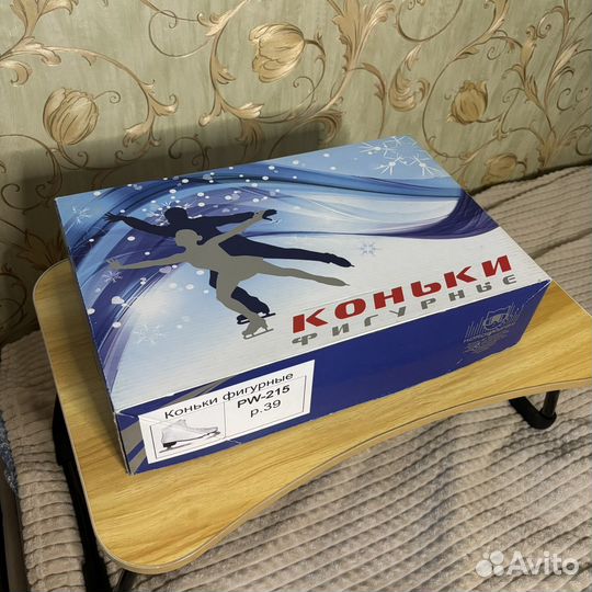 Коньки фигурные женские 39 размер