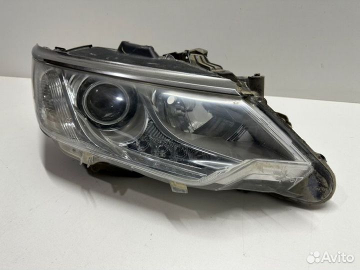 Фара адаптивная передняя правая Toyota Camry