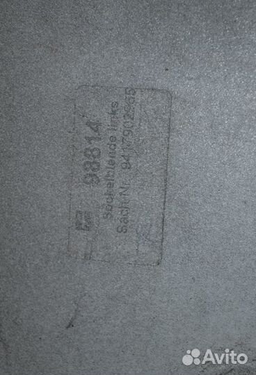 Спойлер кабины боковой, верхний левый mercedes-ben