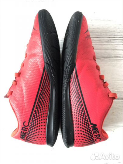 Детские бутсы для зала Nike Vapor 13 Club IC US 2