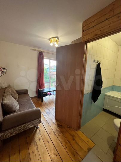 2-к. квартира, 27 м², 2/3 эт.