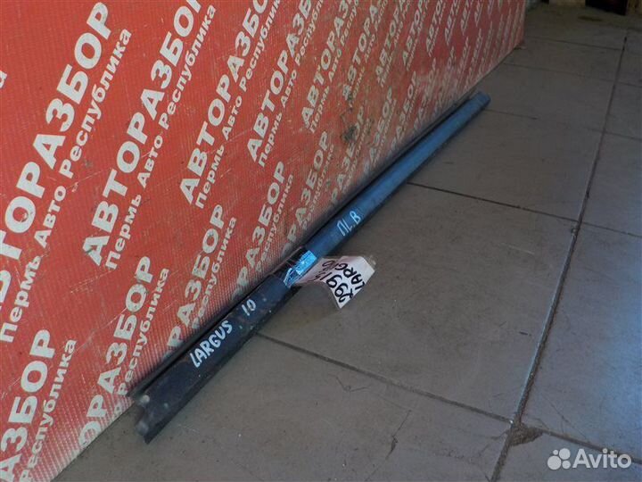 Бархотка внутренняя передняя левая LADA Largus R90