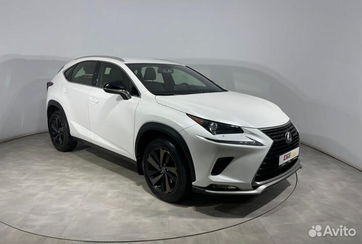 Lexus NX, 2021