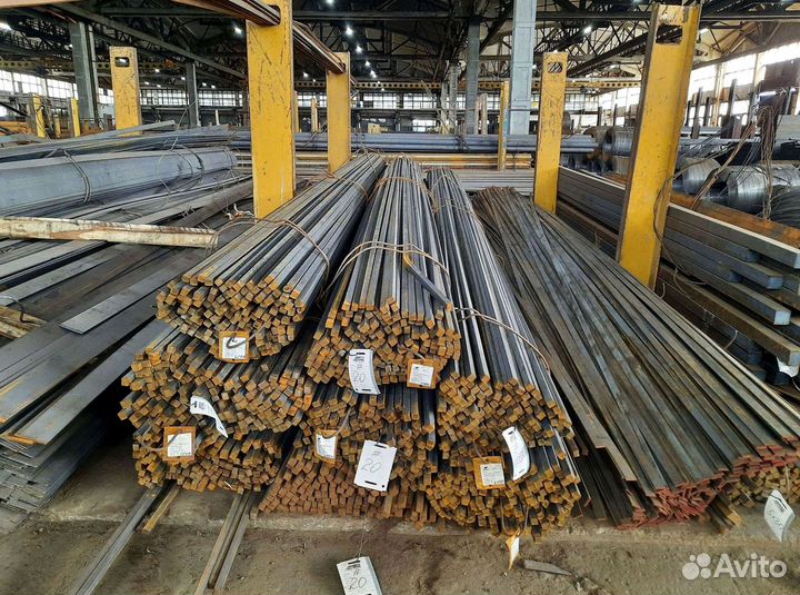 Квадрат стальной