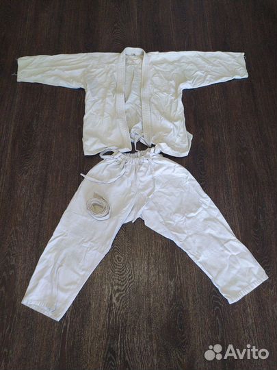 4 комплекта кимоно, разные размеры