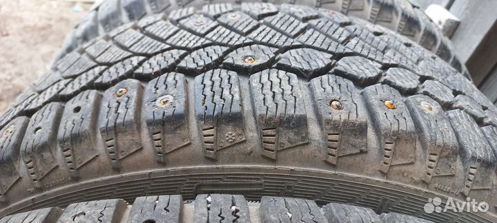 Gislaved Nord Frost 200 185/65 R15 92