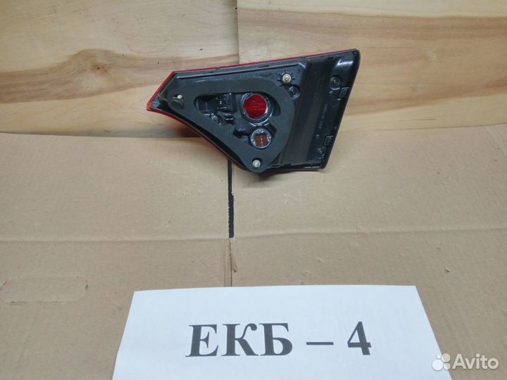 Фонарь внутренний левый kia rio 4 92403H0000