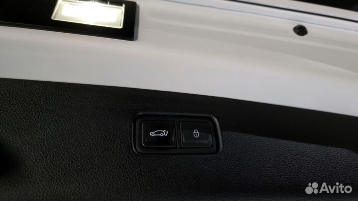 Genesis GV70 2.2 AT, 2021, 42 566 км