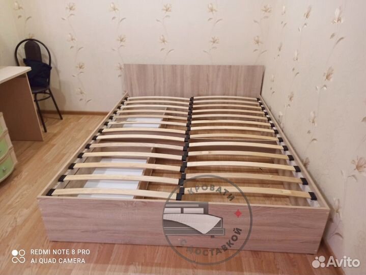 Кровать двухспальная с ящиками
