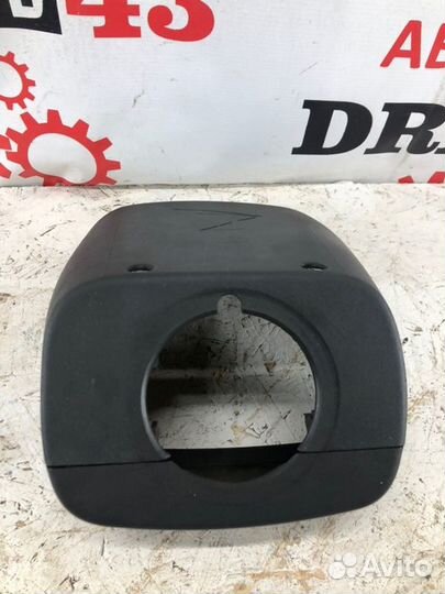 Кожух рулевой колонки Renault Sandero хетчбек 1.4