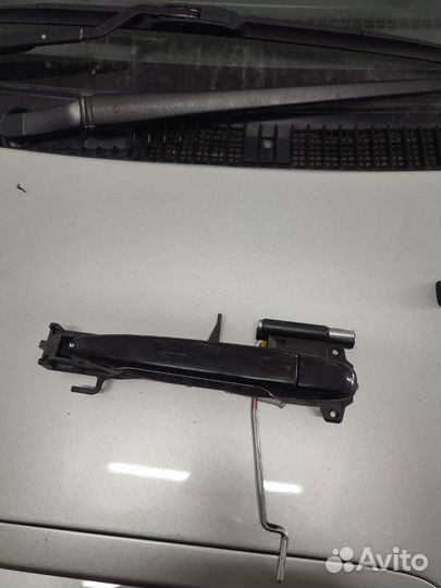 Ручка двери передней левой