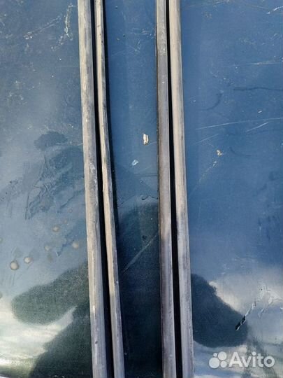 Уплотнители проема стекла Mazda CX-7