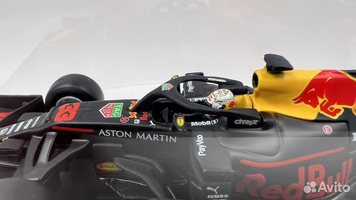 Max Verstappen #33 Red Bull Racing RB16 2020